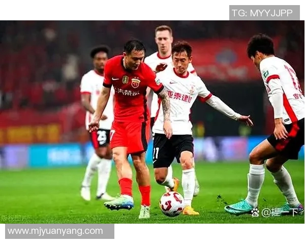 武汉足球队以58分领跑大师赛积分榜展现强劲实力